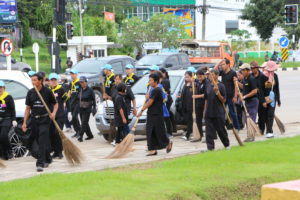 จิตอาสาเฉพาะกิจด้านงานโยธาจังหวัดเพชรบูรณ์ร่วมทำความดี