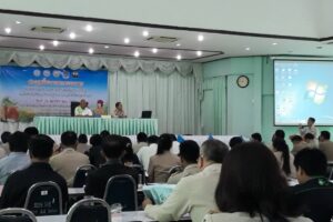 ประชุมคณะกรรมการขับเคลื่อนโครงการสานพลังประชารัฐ เพื่อการสนับสนุนการปลูกข้าวโพดหลังฤดูทำนา จังหวัดเพชรบูรณ์